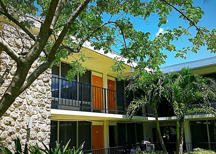 Dolphin Key Resort - Cape Coral